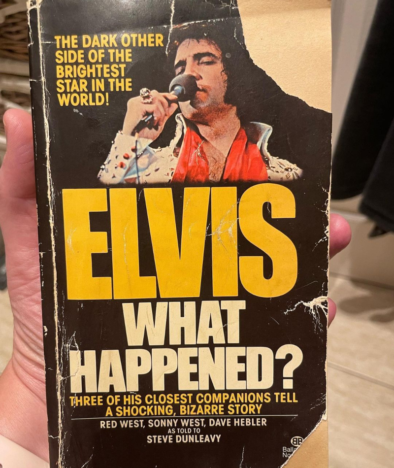 The Book That Killed Elvis Presley | Instagram/@scotlandlovesep