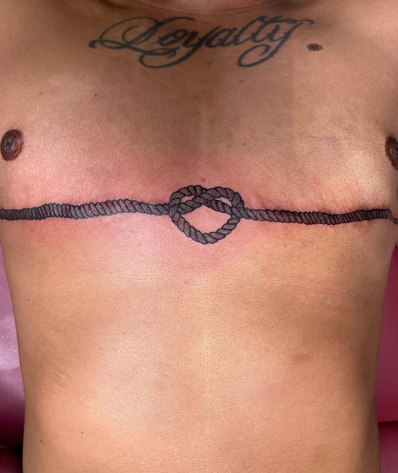 Tying Things Up | Instagram/@ddk_tattoos.ink_