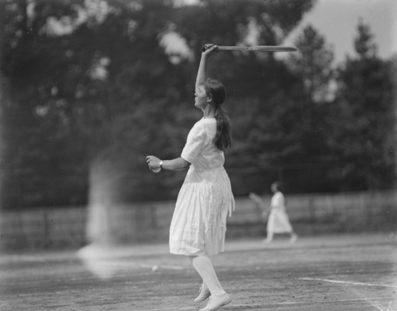 Vestidos de Tênis | Alamy Stock Photo by Smith Archive
