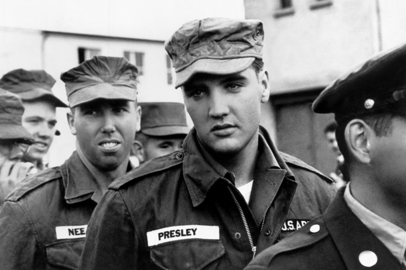 Elvis in Uniform | Alamy Stock Photo by Allstar Picture Library Ltd/AA Film Archive