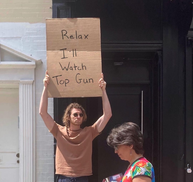 Okay, Thanks for Telling Us | Instagram/@dudewithsign
