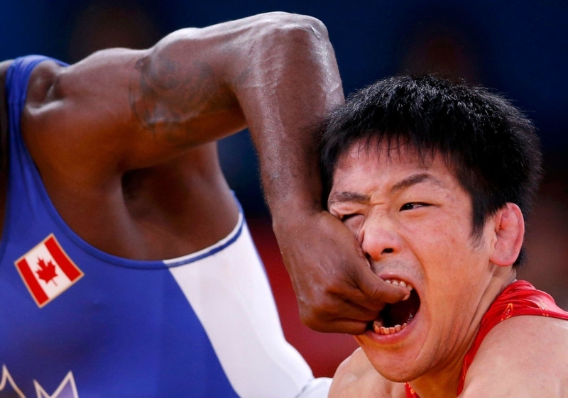 ¡Om-nom-nom! | Alamy Stock Photo by REUTERS/Suhaib Salem (OLYMPICS SPORT WRESTLING TPX IMAGES OF THE DAY)