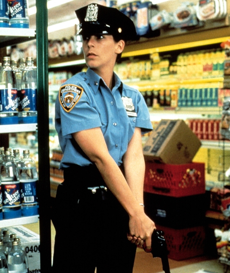Interpretando a un policía | Alamy Stock Photo by MGM/Courtesy Everett Collection