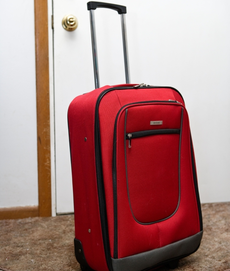 Mark Your Luggage | Alamy Stock Photo by Jason 