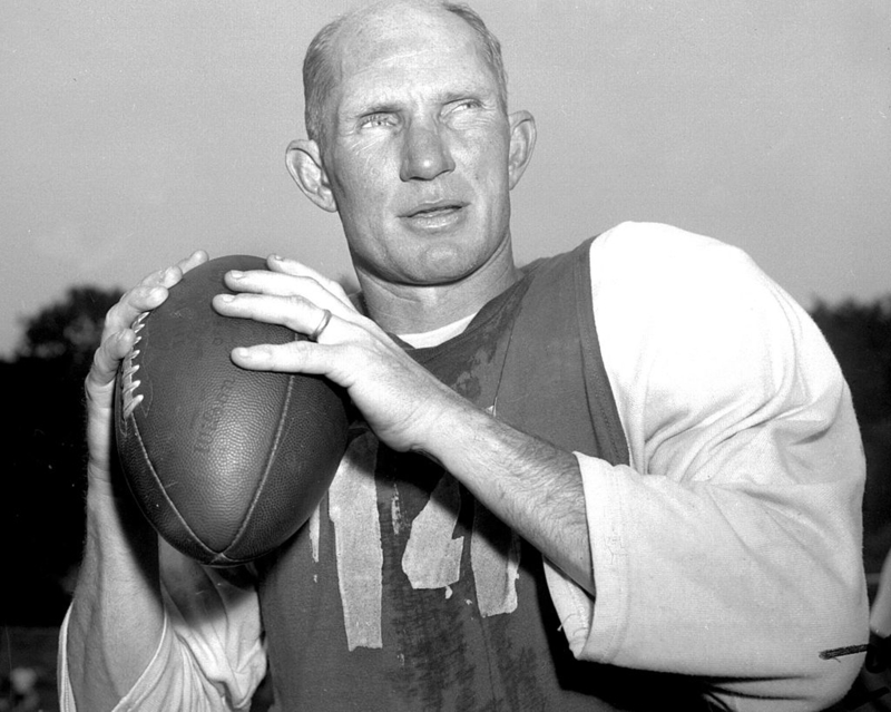 Y.A. Tittle | Getty Images Photo by NY Daily News Archive