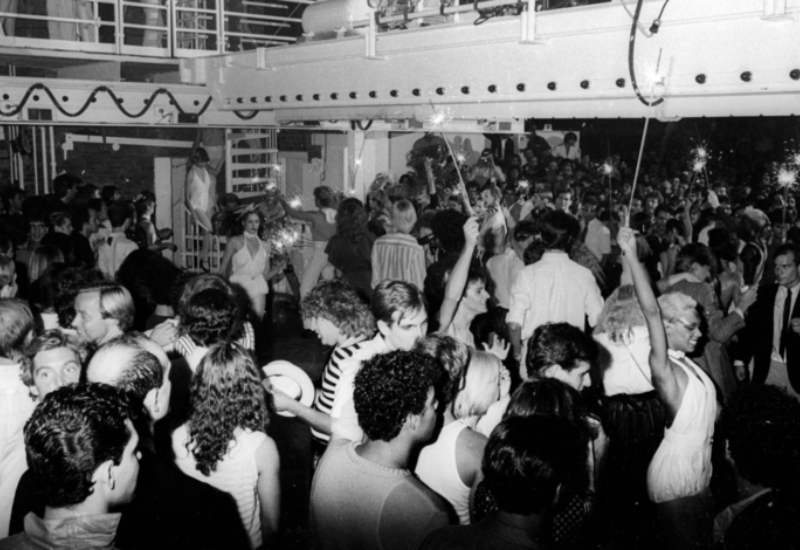 The Club’s Opening Night Quickly Turned to Mayhem | Alamy Stock Photo by John Barrett/PHOTOlink
