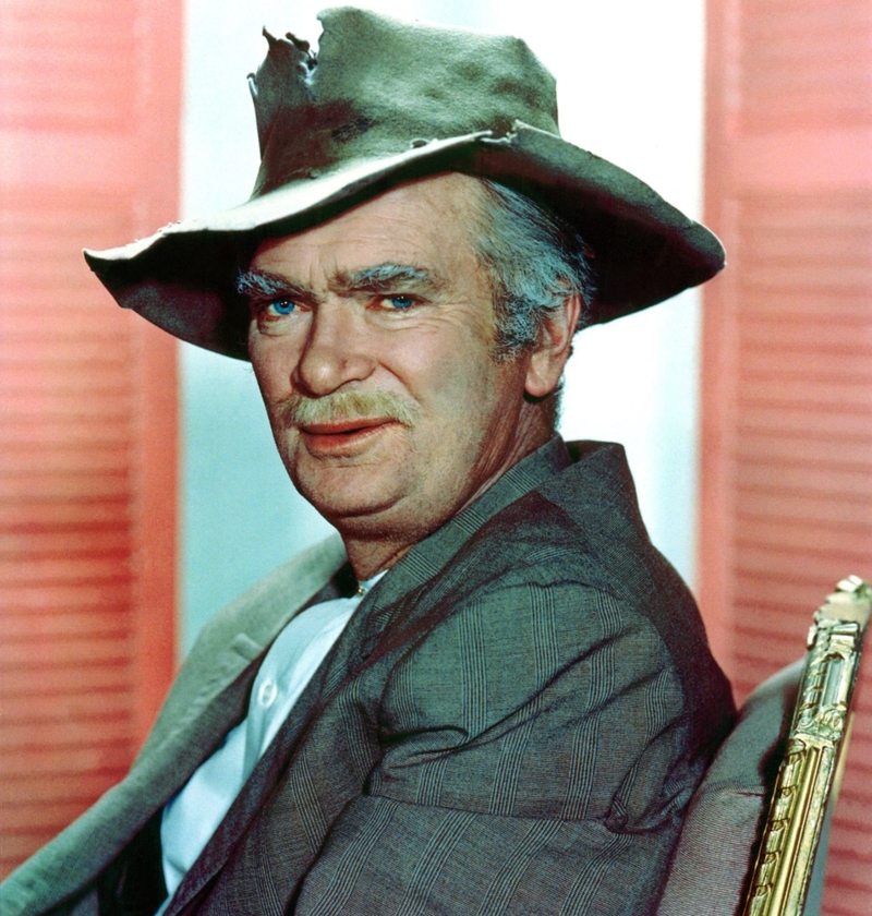 “Gunsmoke” Guest Stars | Alamy Stock Photo by Courtesy Everett Collection